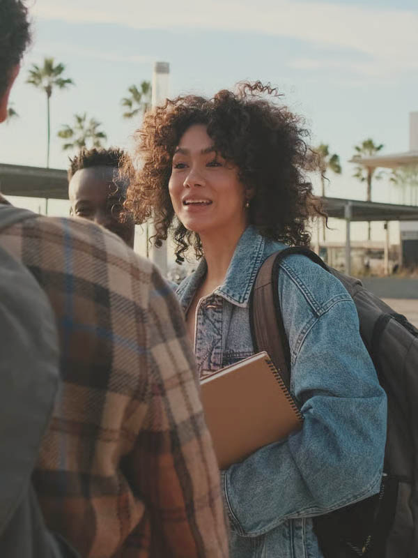Des étudiants sereins et préparés le jour de leur entretien