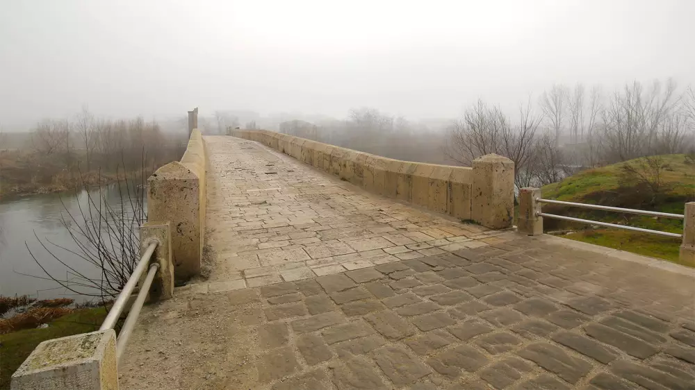 Мост Сарачхане