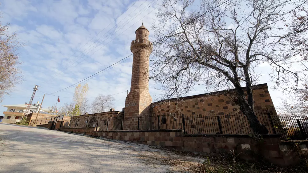 İzzettin Şir Mosque 