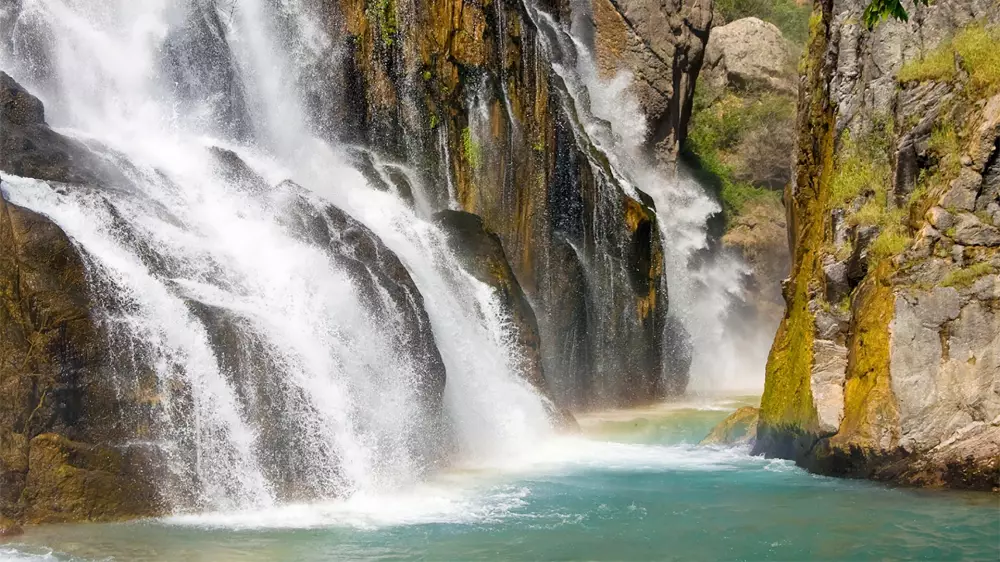 Uçansu Falls