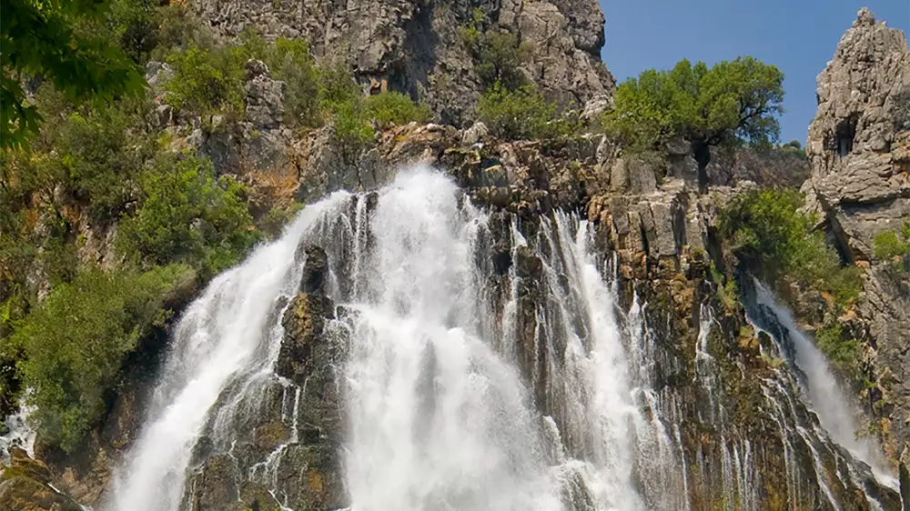 Uçansu Falls