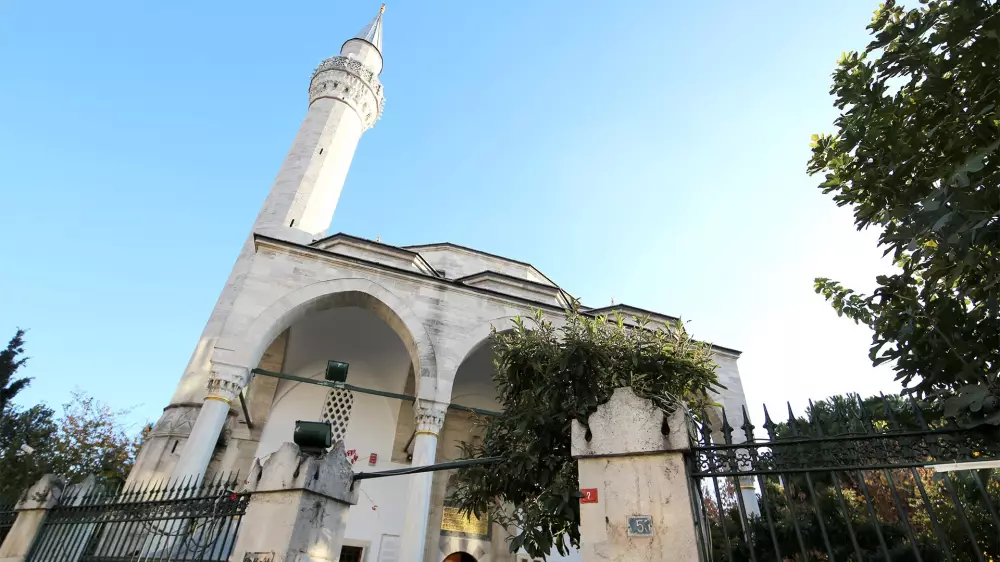 Firuz Ağa Camii