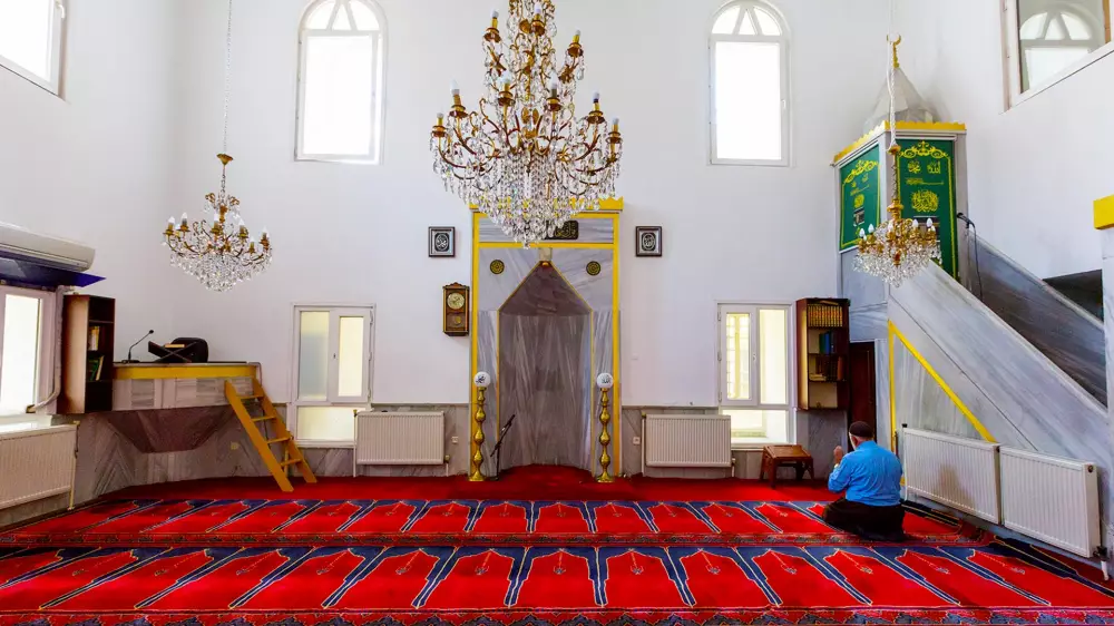 Gülfem Hatun Mosque