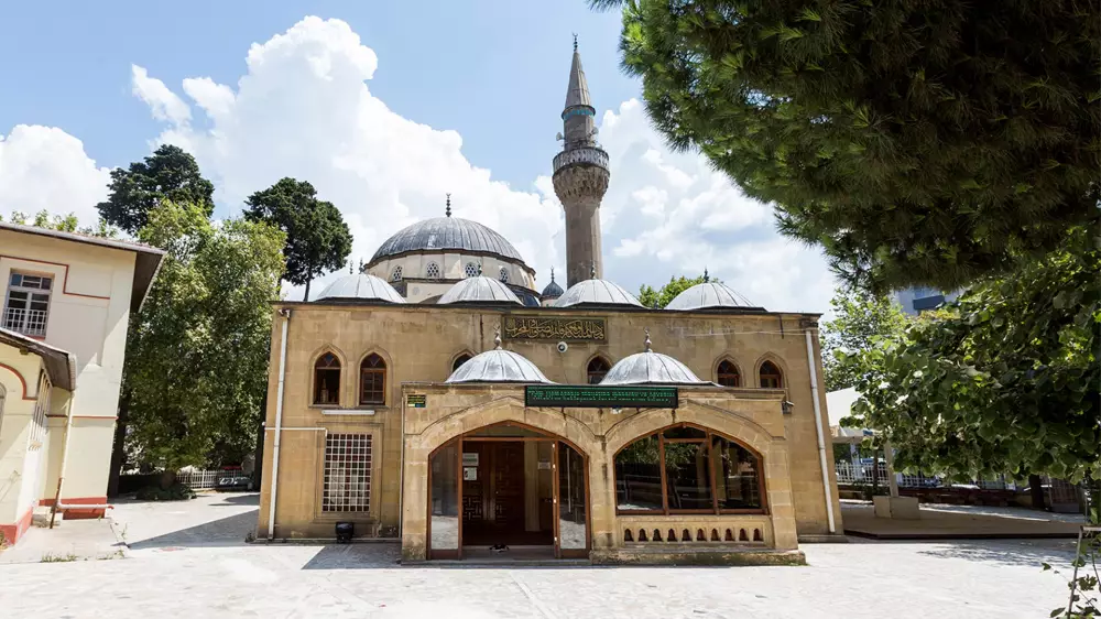 Мечеть Бостанджи Кулоглу