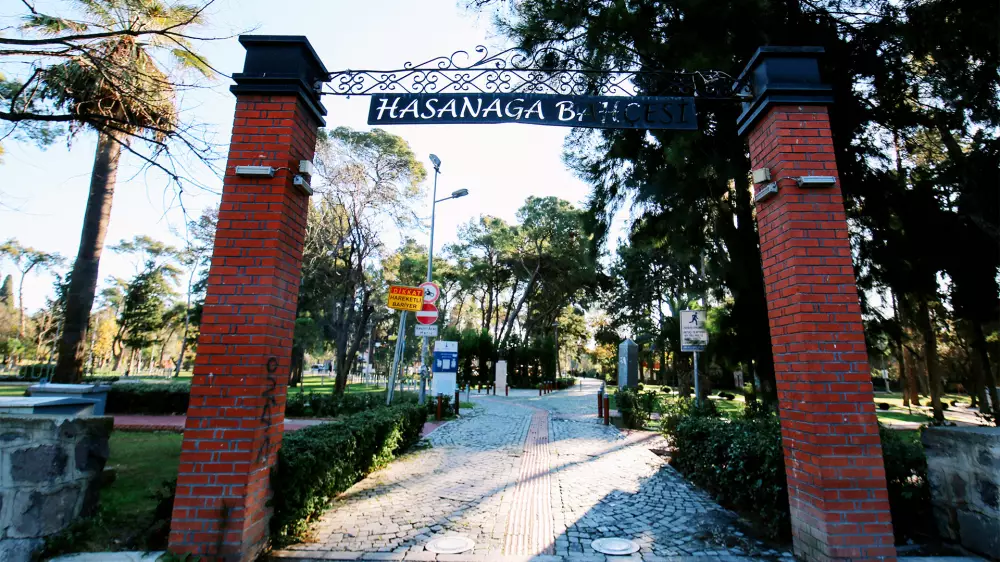 İzmir Büyükşehir Belediyesi Hasanağa Bahçesi