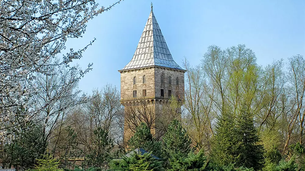 Justiz-Pavillon-Turm