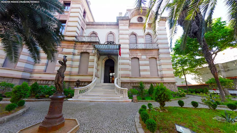 Trabzon Müzesi (Kostaki Konağı)