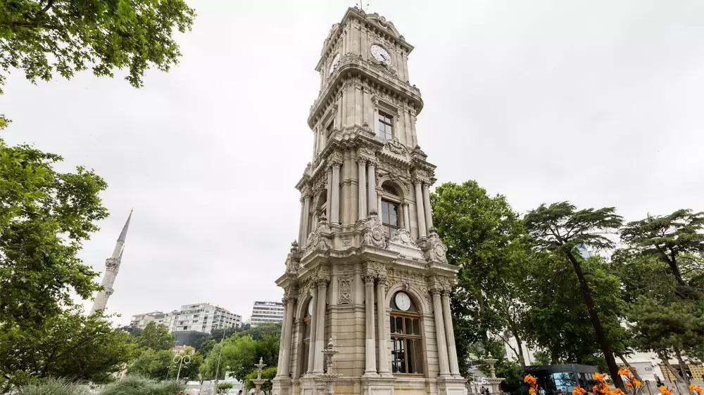 Dolmabahçe Clock Tower