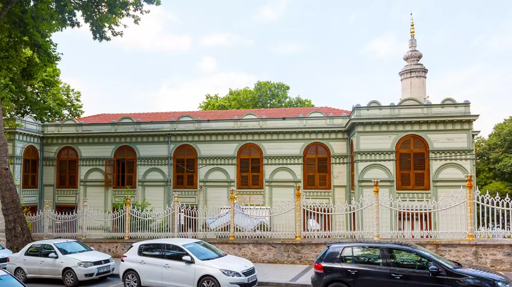 Ertuğrul Tekke Camii