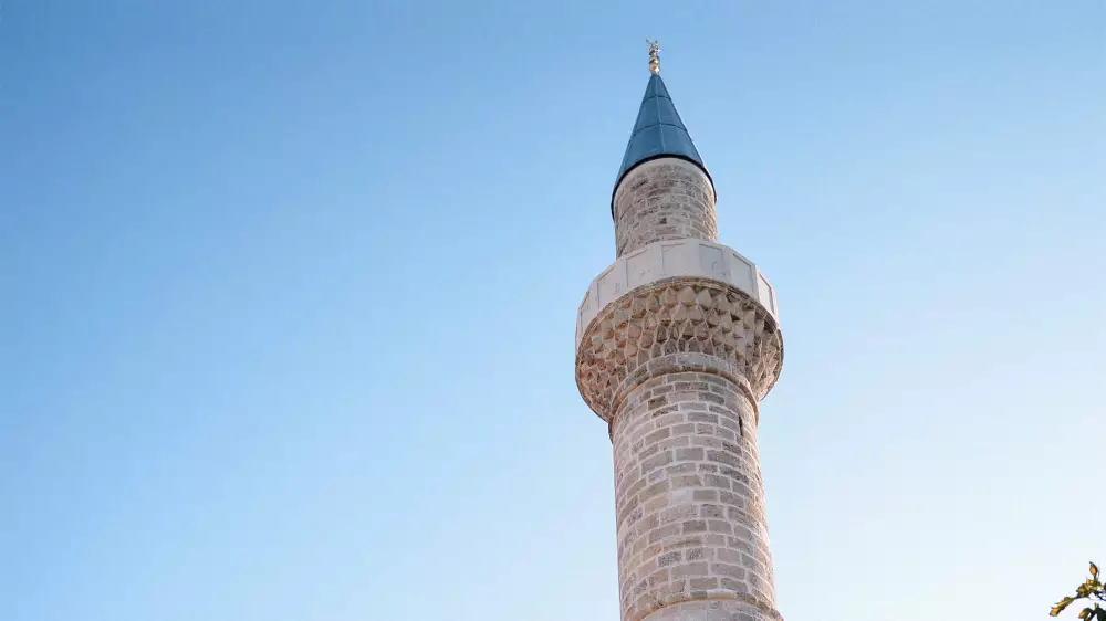 Kesik Minaret Mosque 