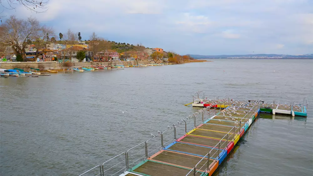 Uluabat Lake