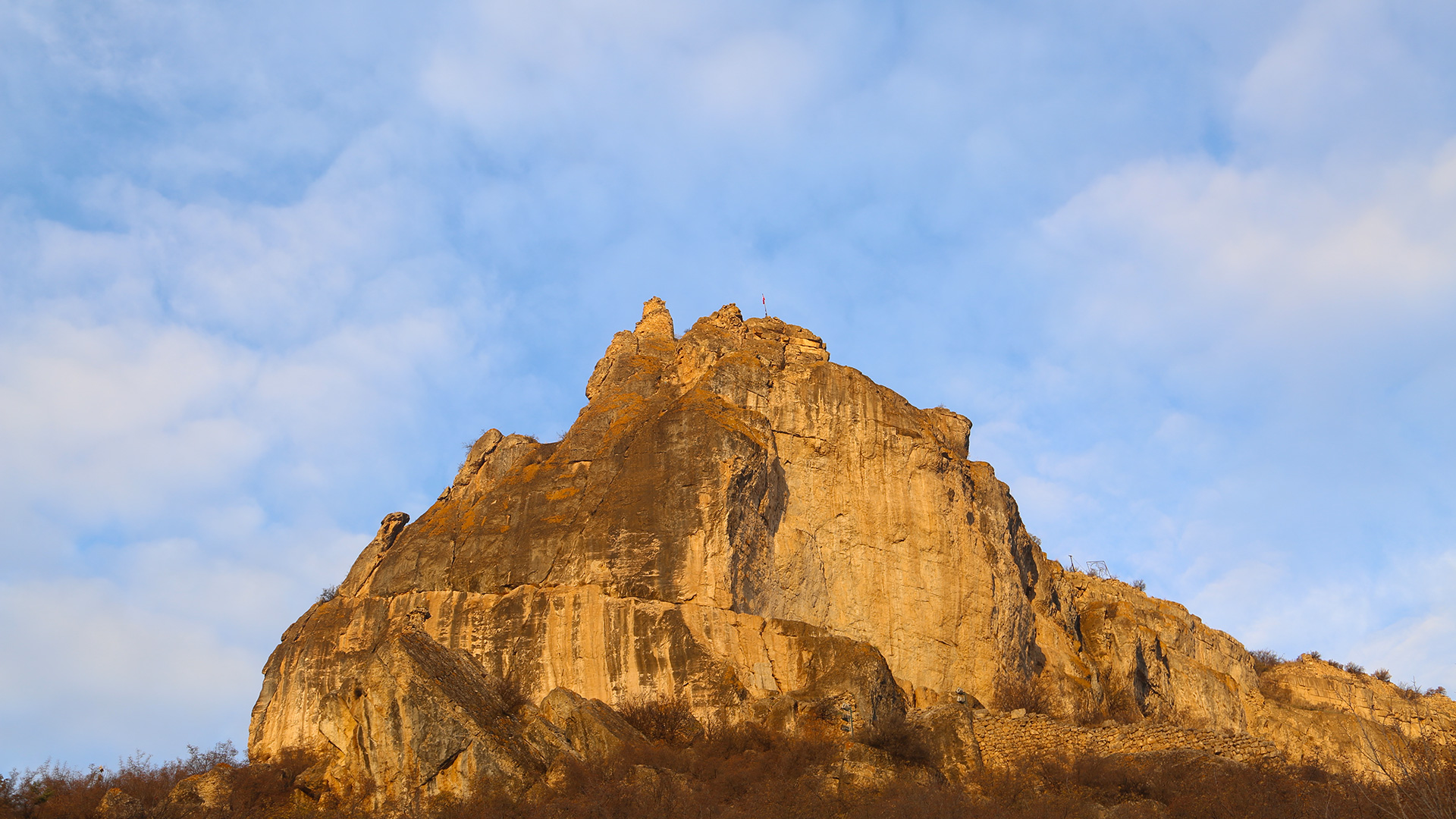 Ardanuç (Gevhernik) Kalesi