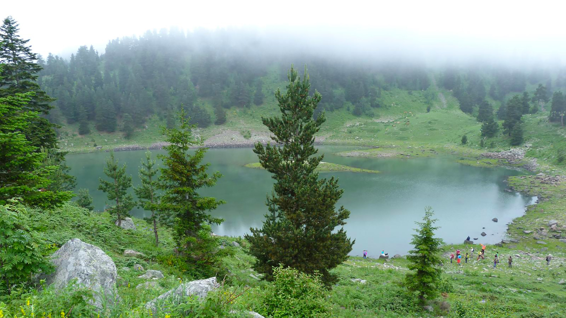 Şırata Gölleri