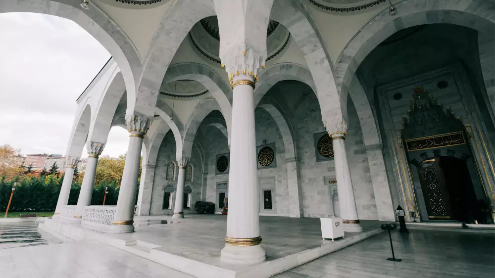 Melike Hatun Moschee