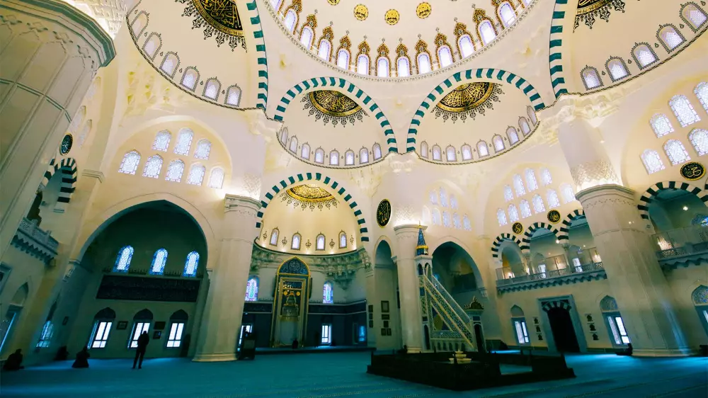 Melike Hatun Moschee