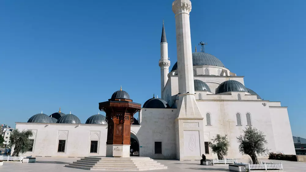 Çelebi Sultan Mehmet Moschee