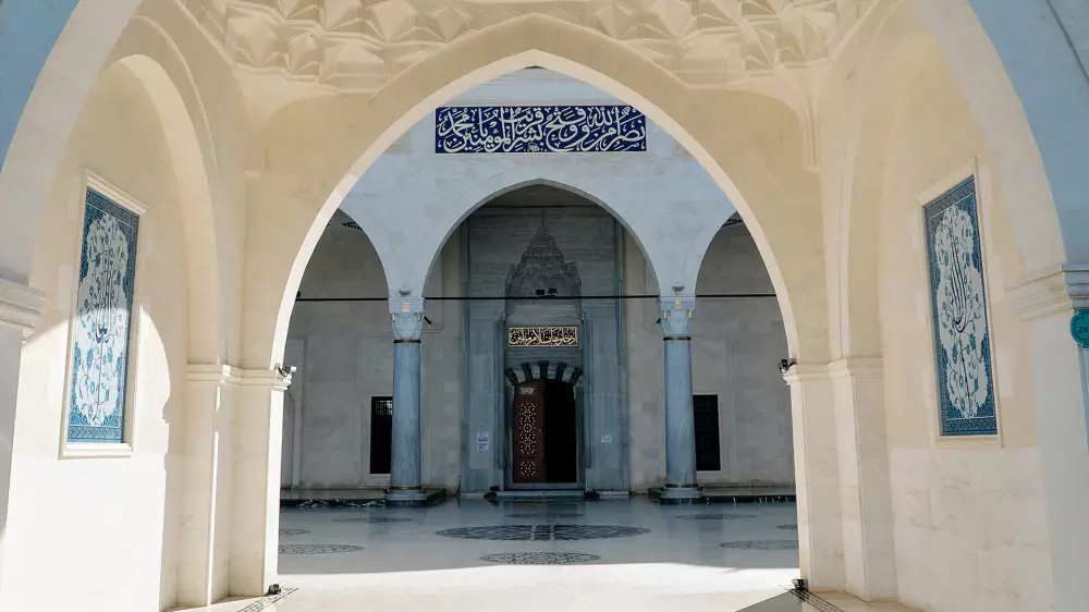 Çelebi Sultan Mehmet Camii