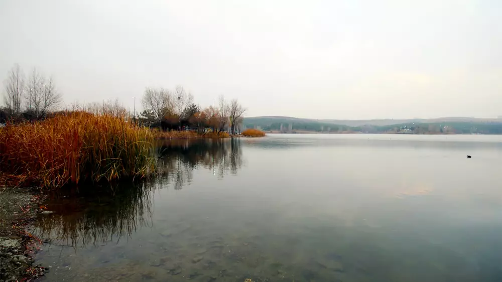 Mavi Göl (Bayındır Barajı)