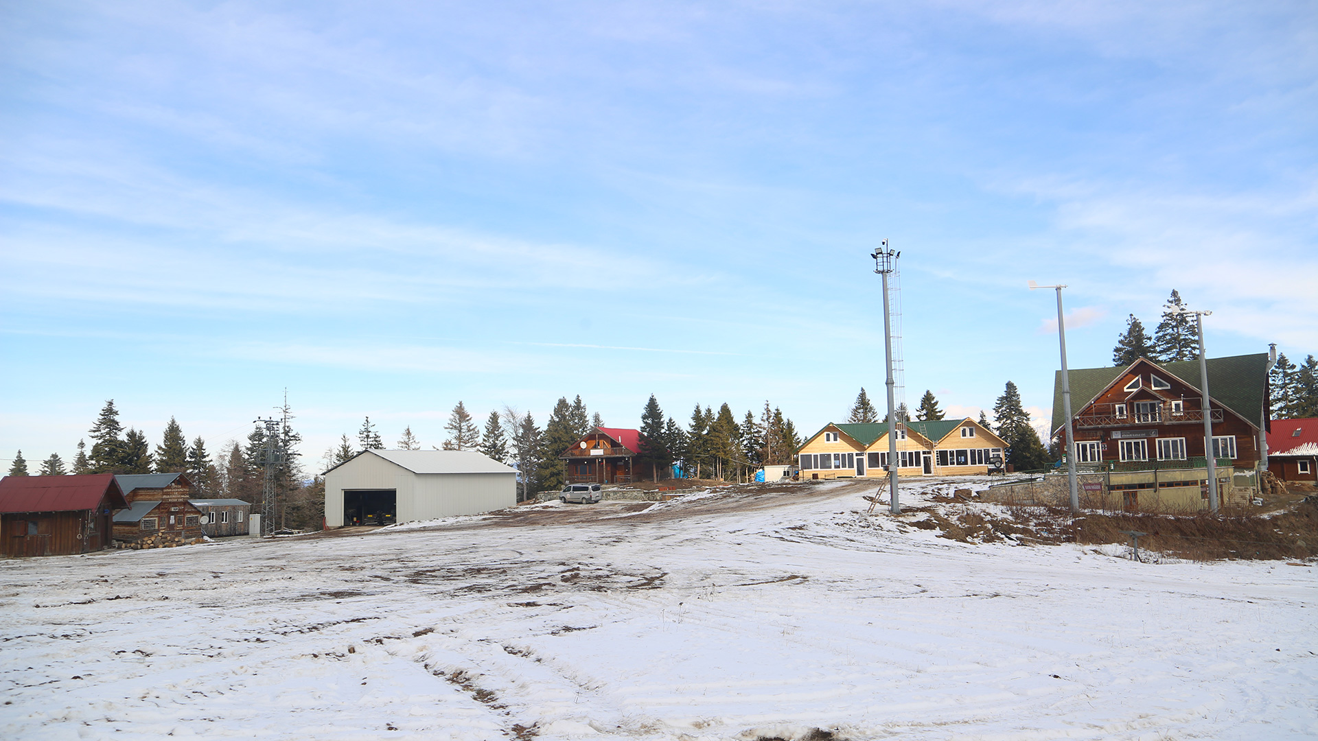 Atabarı Ski Center und Mersivan Plateau