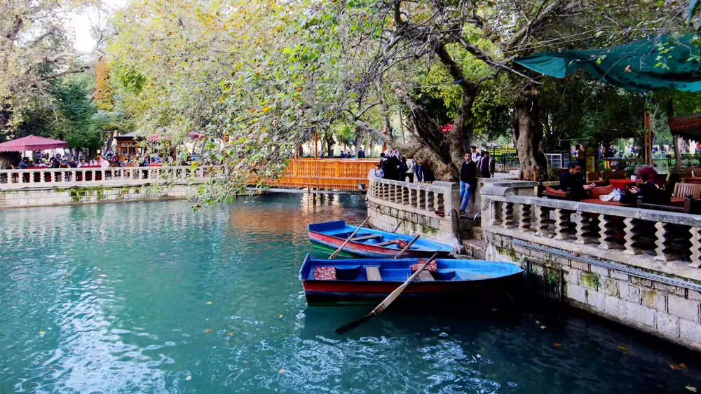 Ayn Zeliha Lake