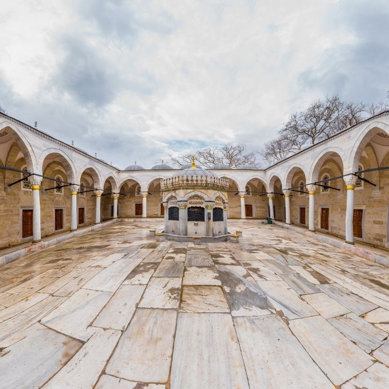 Yeni Valide Camii