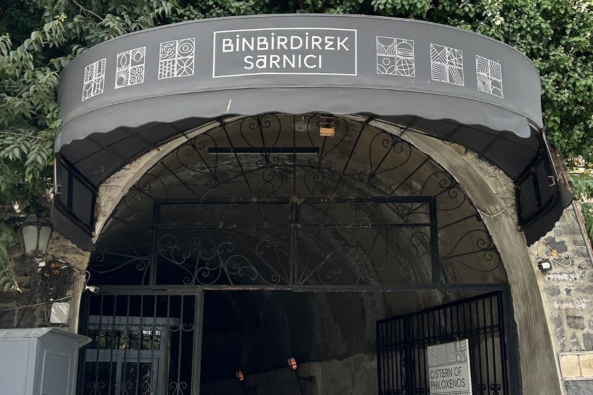 Binbirdirek Sarnıcı