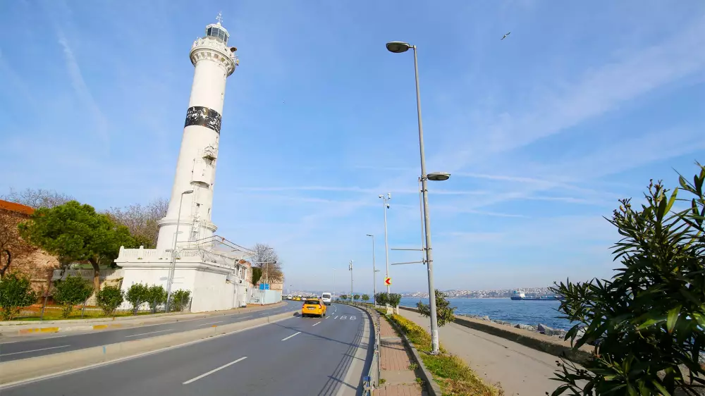 Ahırkapı Feneri