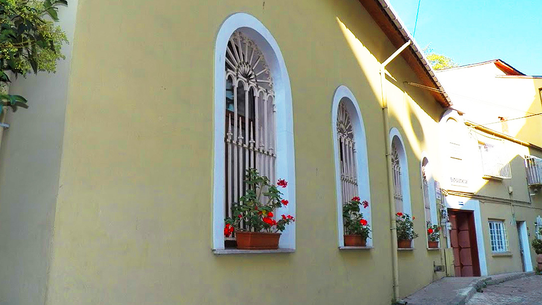 Bostaniçi Mosque