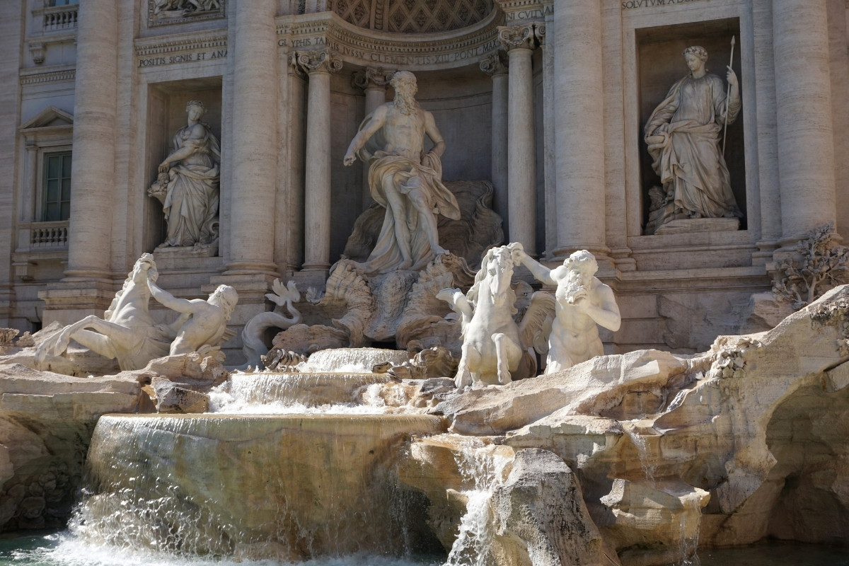 Trevi-Brunnen (Fontana di Trevi)