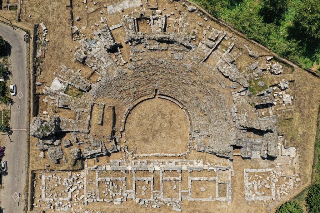 Iznik Römisches Theater