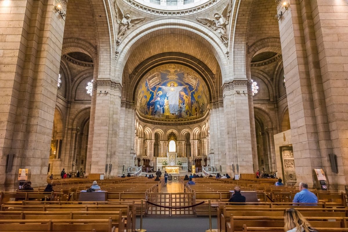 Sacre-Cœur Bazilikası