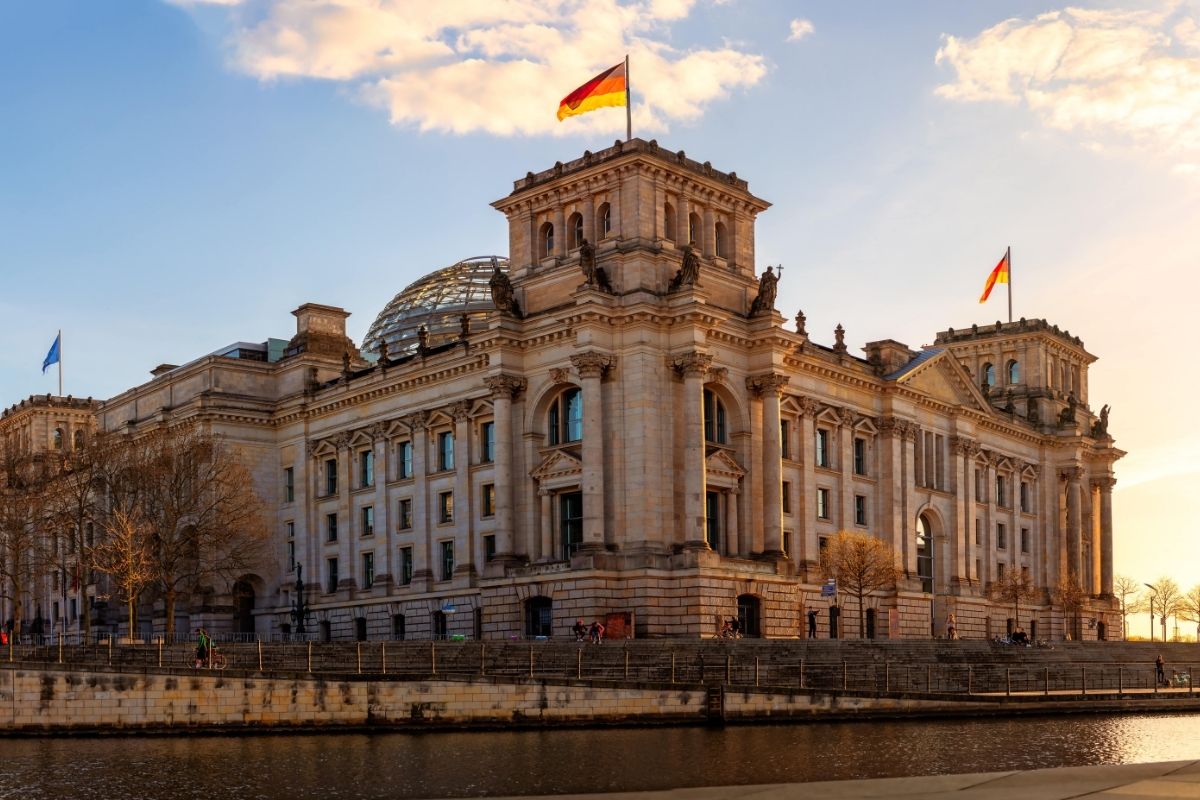 Reichstag Binası