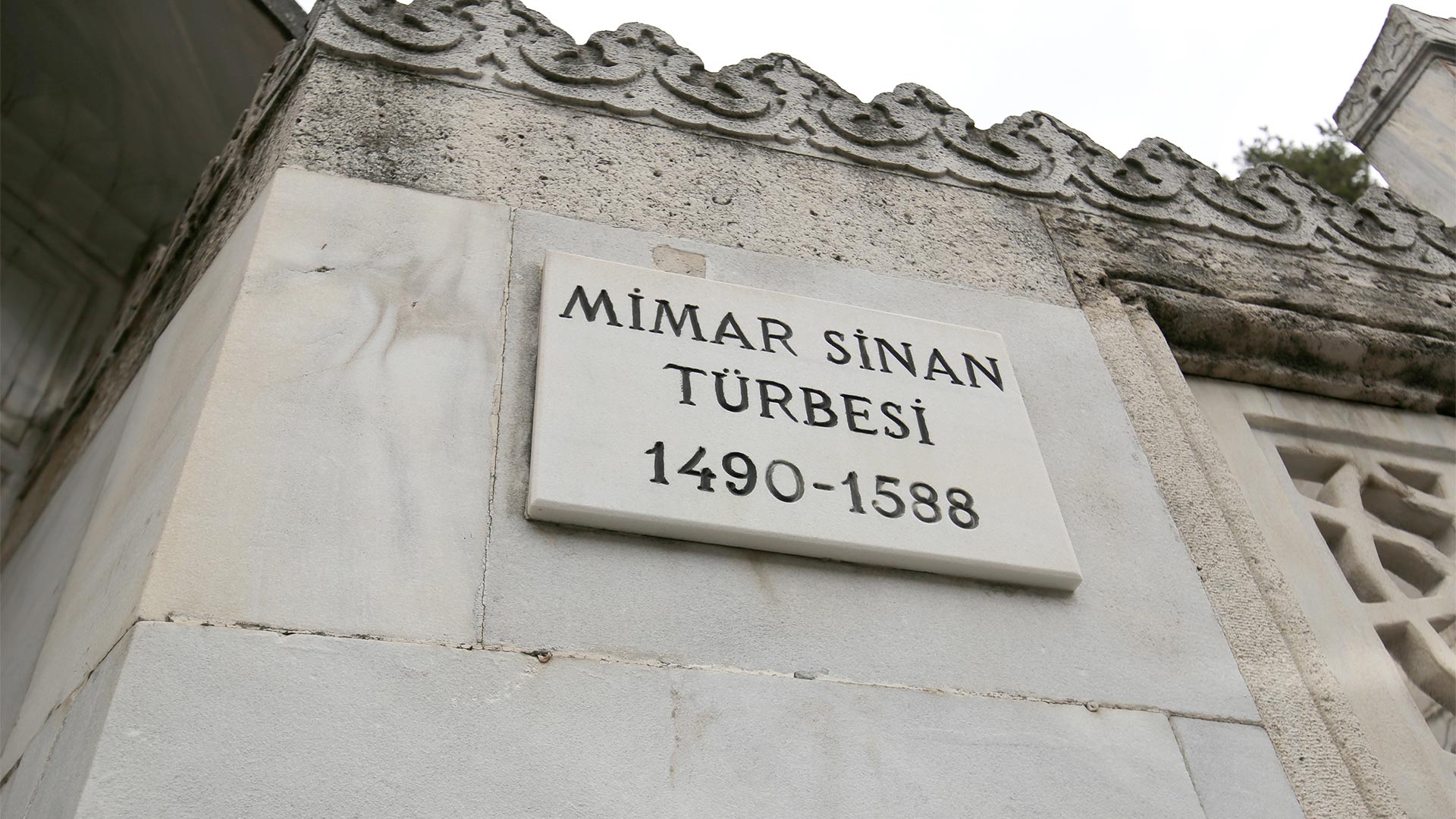 Mimar Sinan Tomb