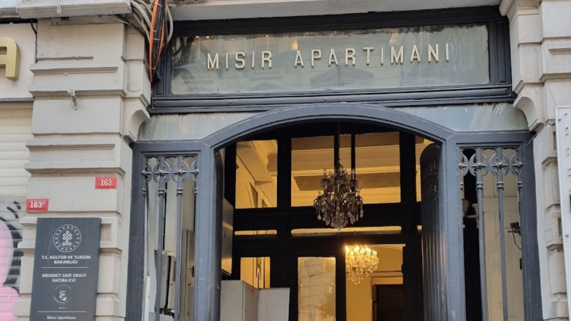 Mısır Apartmanı