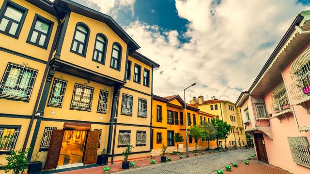 Bursa Kalesi (Saltanat Kapısı)