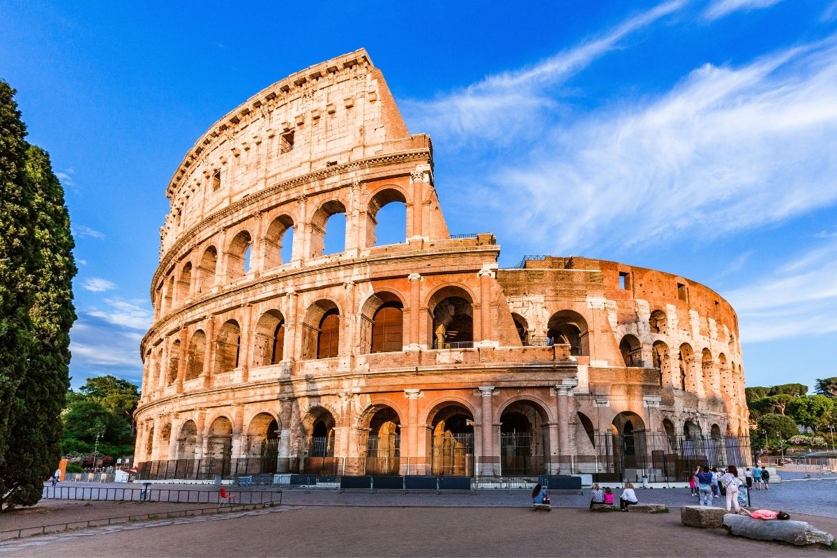 Kolezyum (Colosseum)