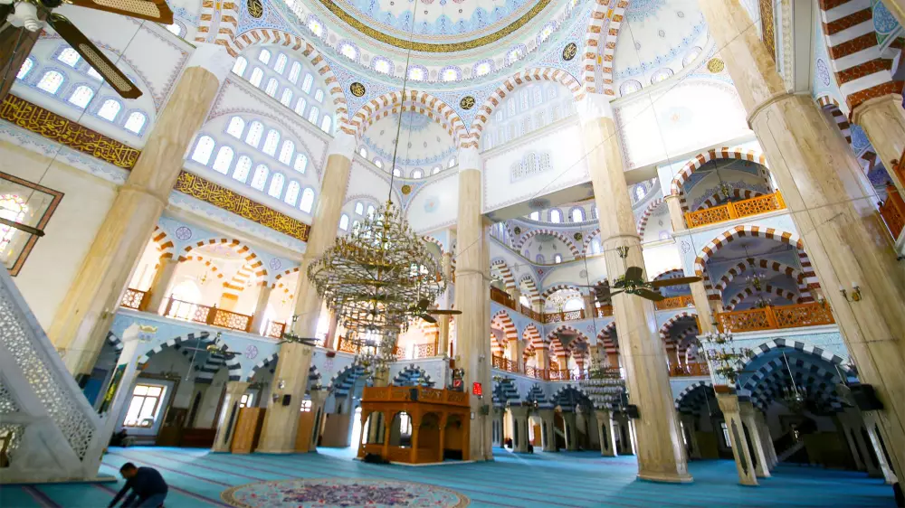 Die Maltepe-Zentralmoschee