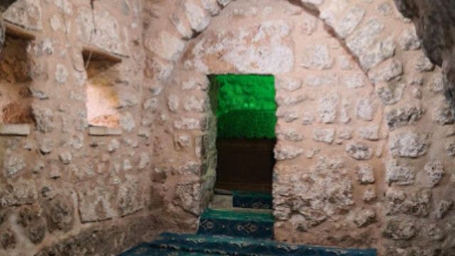 Sultan Şeyhmus Türbesi