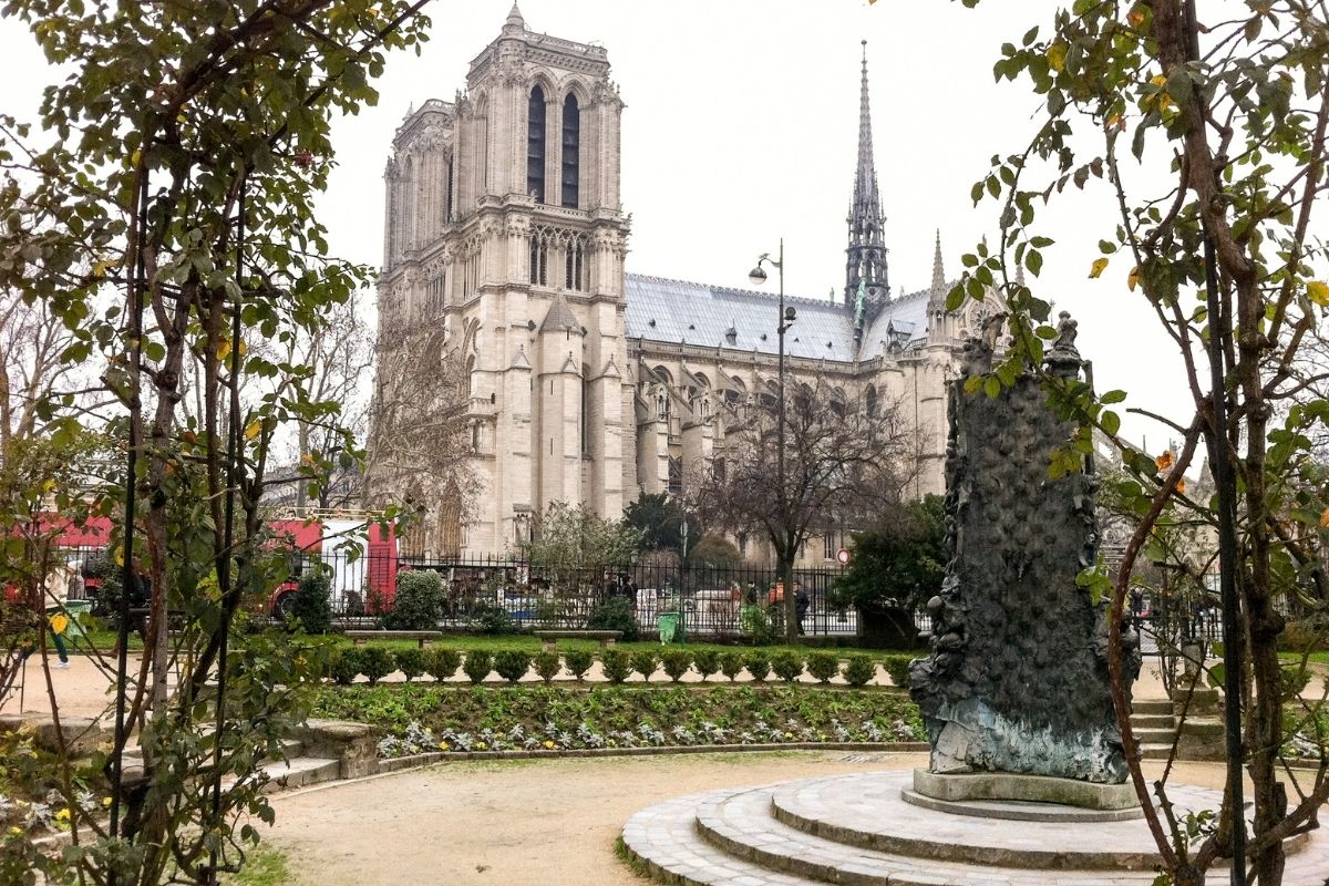 Square René-Viviani