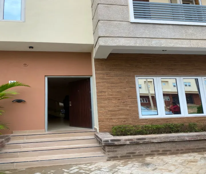 Four bedroom Terrace Duplex