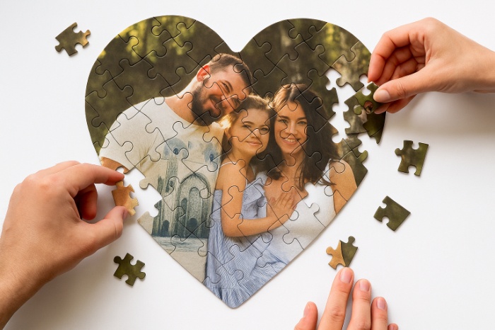 Heart Shaped Sparkling Puzzle