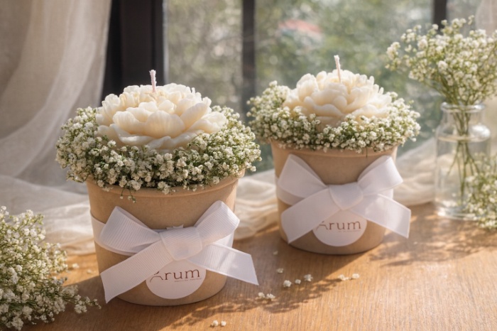 Ivory Bloom Candle Pot