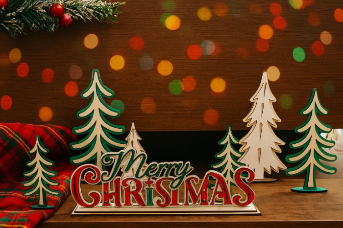 Wooden Merry Christmas Sign with Trees Set