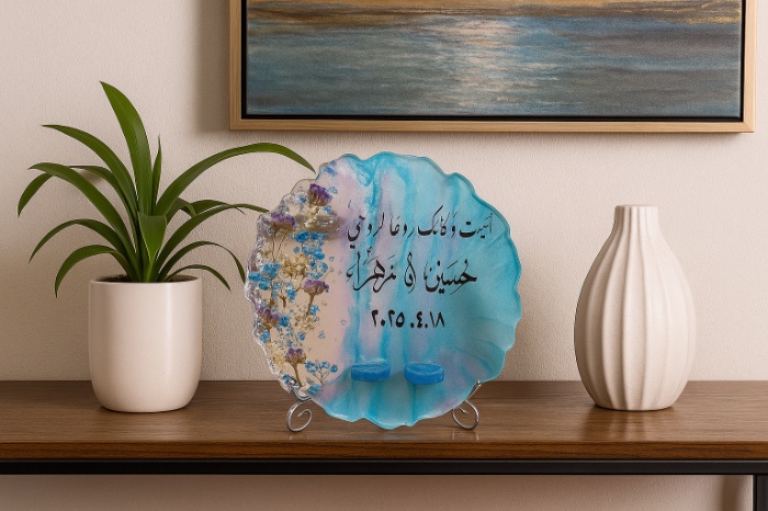 Customized Resin Decorative Plate – Floral Elegance Edition
