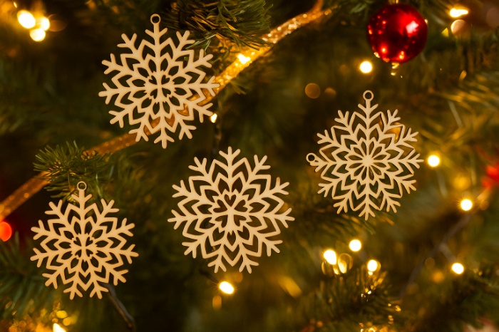 Wooden Snowflake Christmas Ornaments – Set of 4