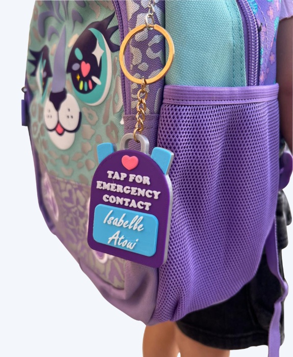 SafeTap – NFC Emergency Contact Keychain