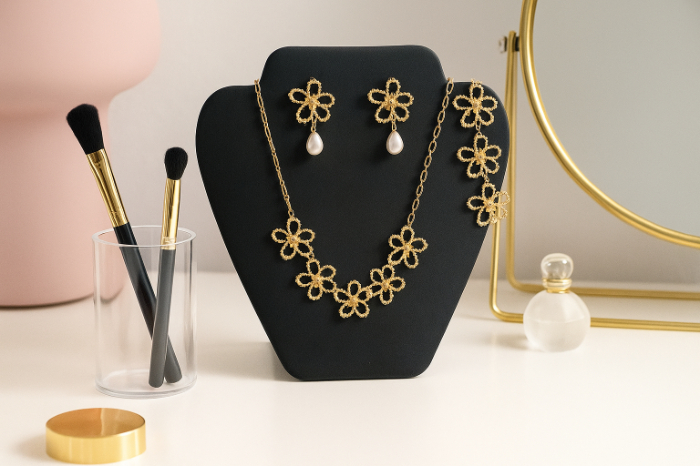 Golden Petal Pearl Set