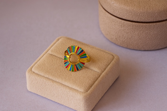 Colorburst Halo Ring