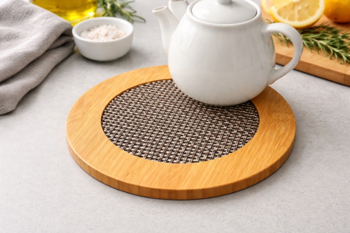 Round Heat-Resistant Table Pad – 16.5 × 16.5 cm