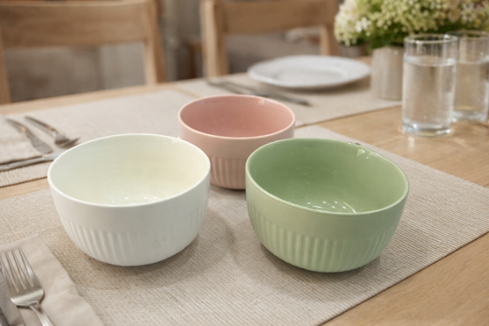 Textured Ceramic Bowl – Assorted Colors